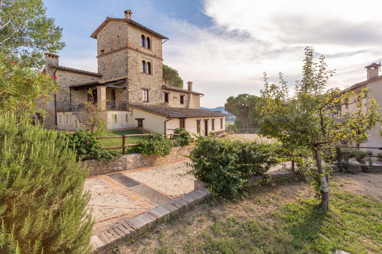 Gh Borgo Pulciano Agriturismo Montone  Zewnętrze zdjęcie