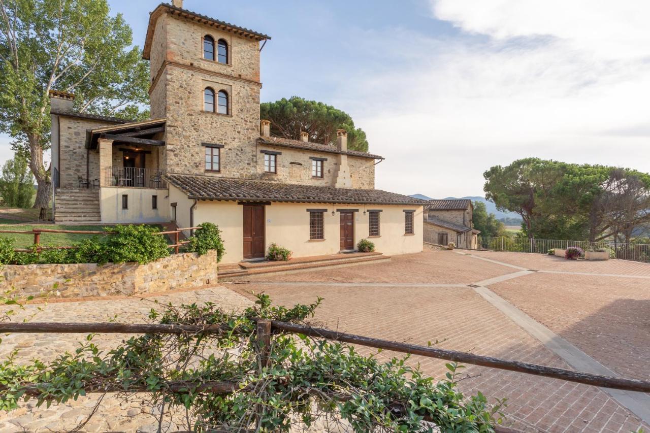 Gh Borgo Pulciano Agriturismo Montone  Zewnętrze zdjęcie