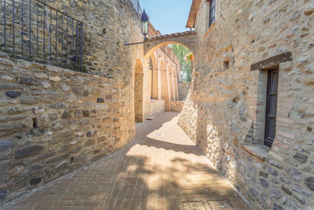 Gh Borgo Pulciano Agriturismo Montone  Zewnętrze zdjęcie
