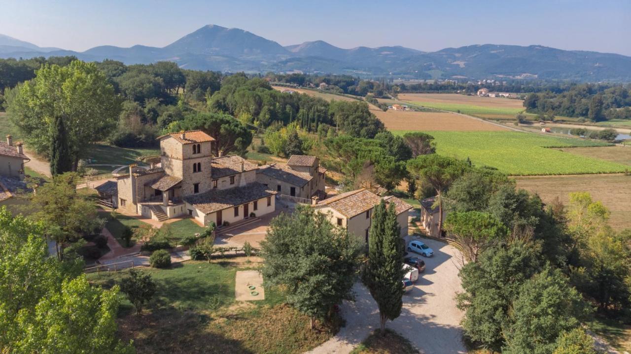 Gh Borgo Pulciano Agriturismo Montone  Zewnętrze zdjęcie