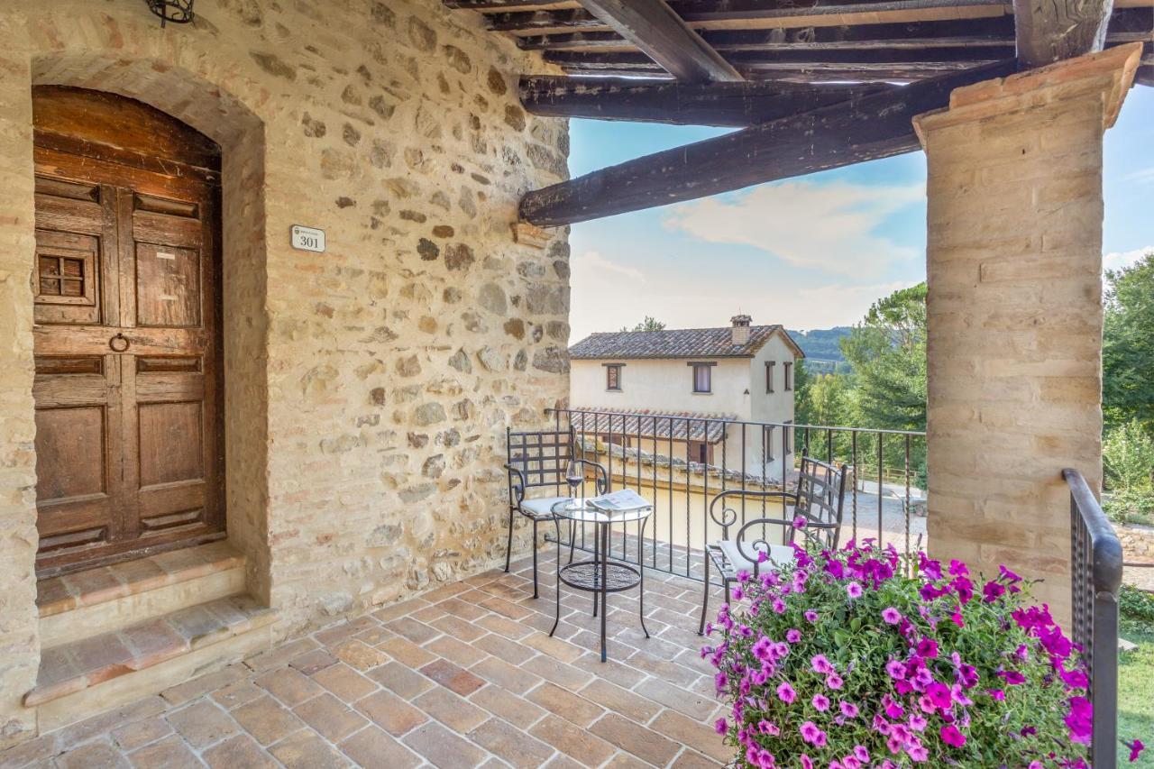 Gh Borgo Pulciano Agriturismo Montone  Zewnętrze zdjęcie