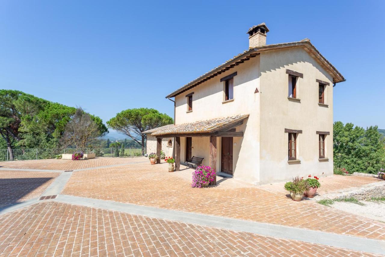 Gh Borgo Pulciano Agriturismo Montone  Zewnętrze zdjęcie