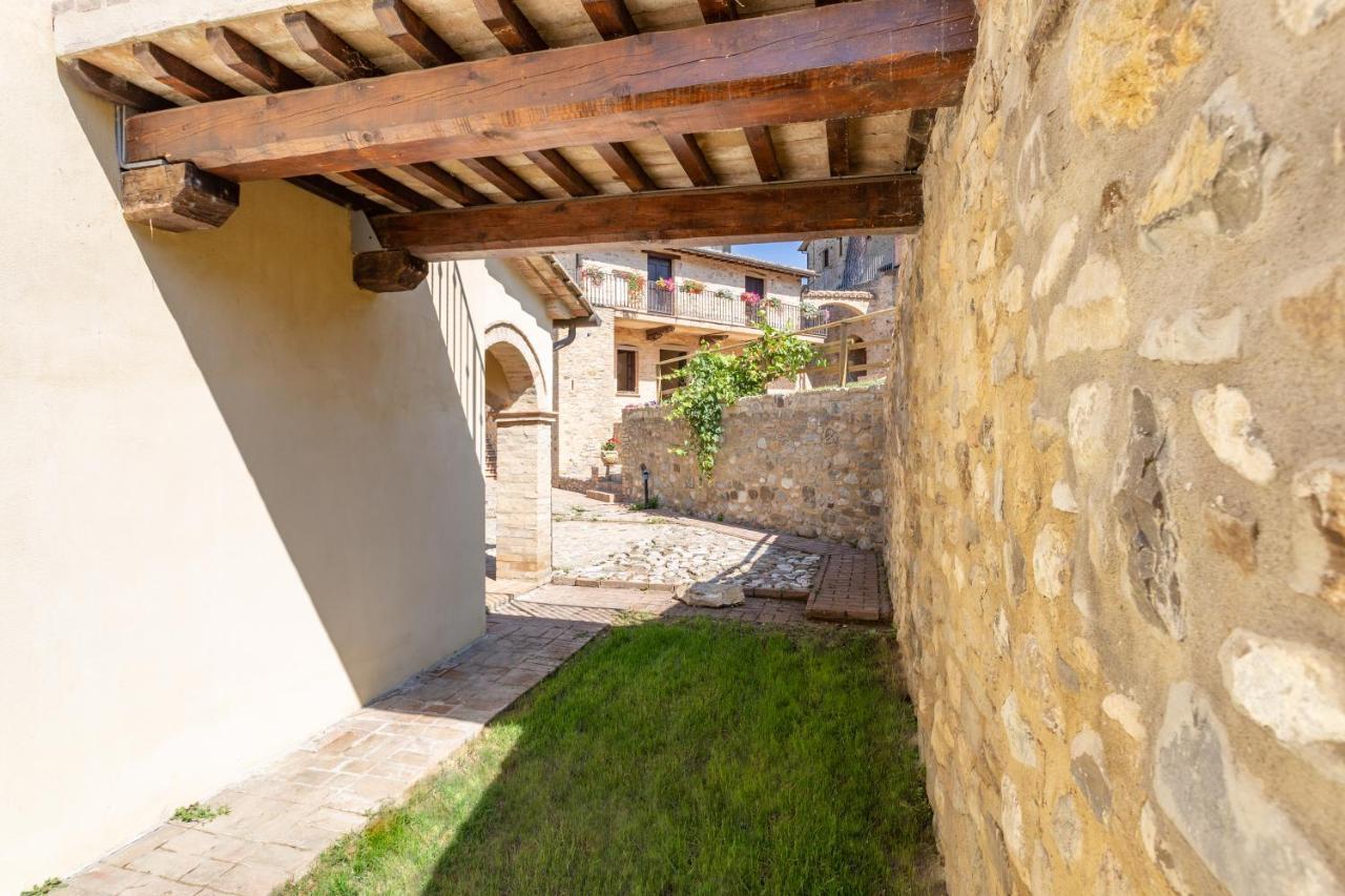 Gh Borgo Pulciano Agriturismo Montone  Zewnętrze zdjęcie