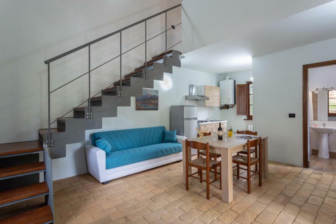 Gh Borgo Pulciano Agriturismo Montone  Zewnętrze zdjęcie