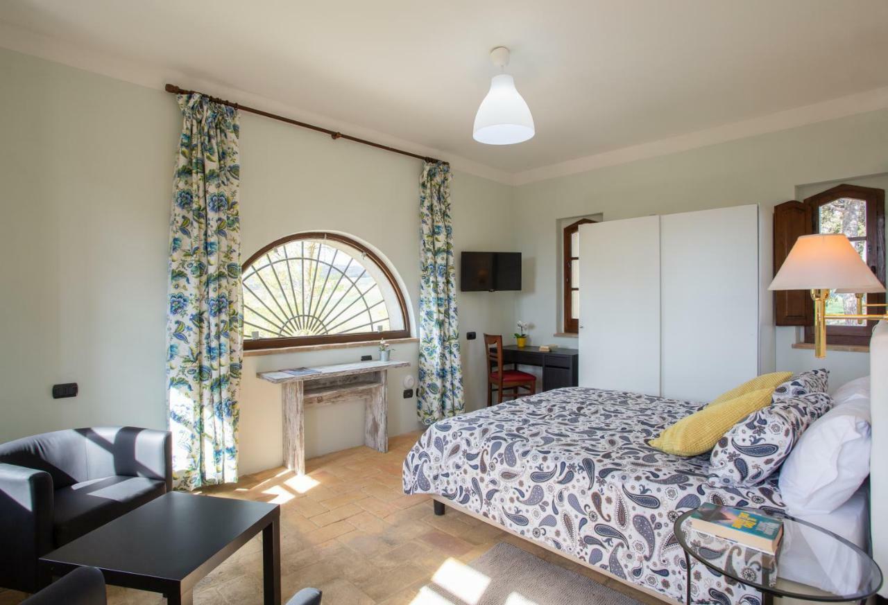 Gh Borgo Pulciano Agriturismo Montone  Zewnętrze zdjęcie