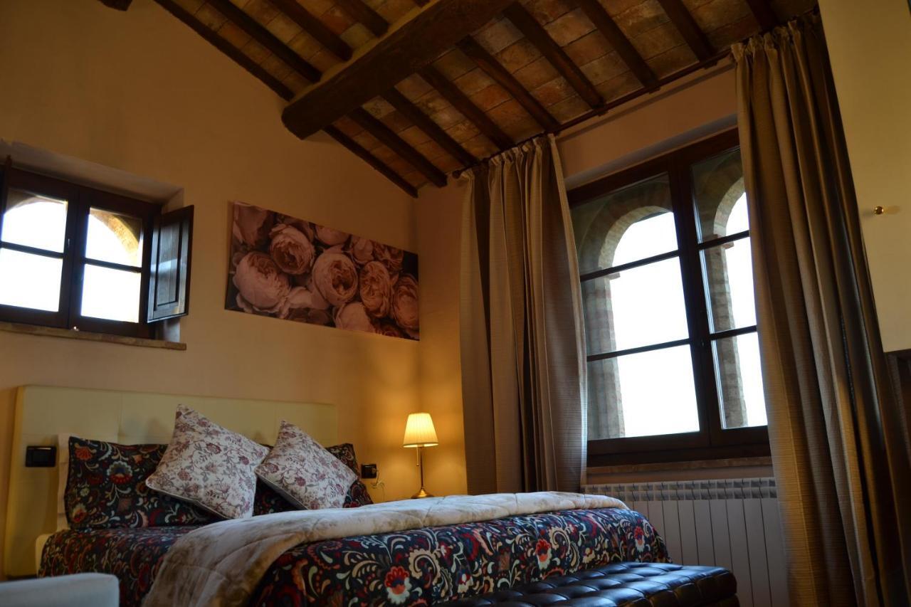 Gh Borgo Pulciano Agriturismo Montone  Zewnętrze zdjęcie