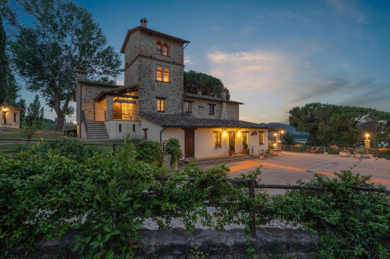 Gh Borgo Pulciano Agriturismo Montone  Zewnętrze zdjęcie
